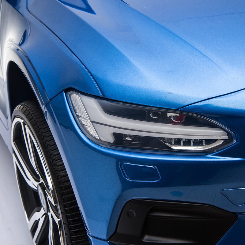 Volvo S90 R-design